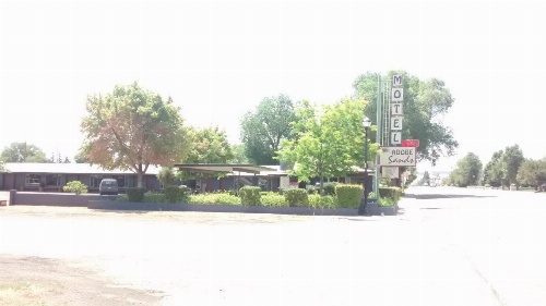Adobe Sands Motel image 25