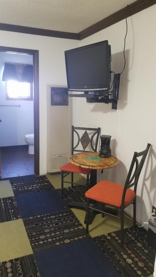 Adobe Sands Motel image 3