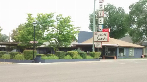 Adobe Sands Motel image 31