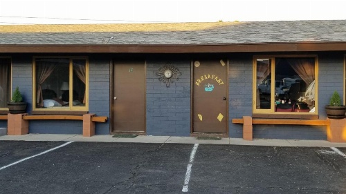 Adobe Sands Motel image 36